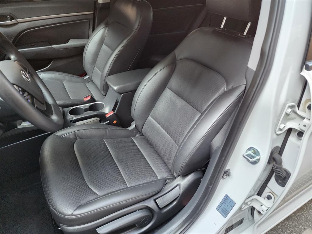 HYUNDAI Avante 2016 Blanco - Importación desde Corea - HF Imports Iquique - Foto 17