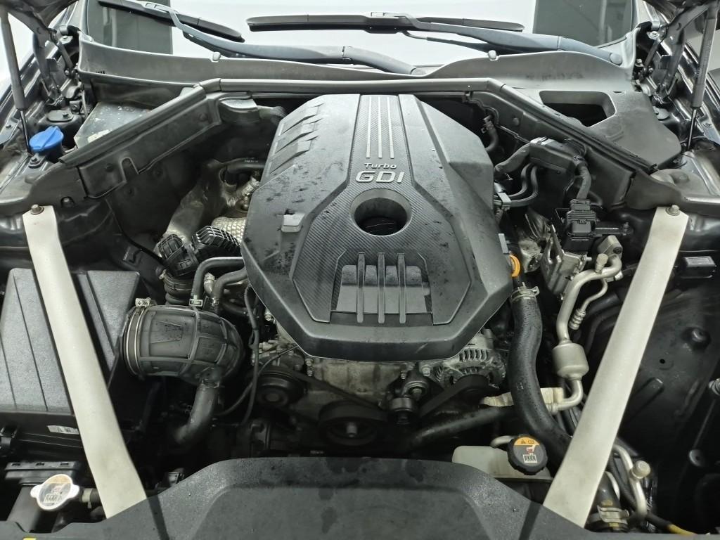 KIA Stinger - Vista 5