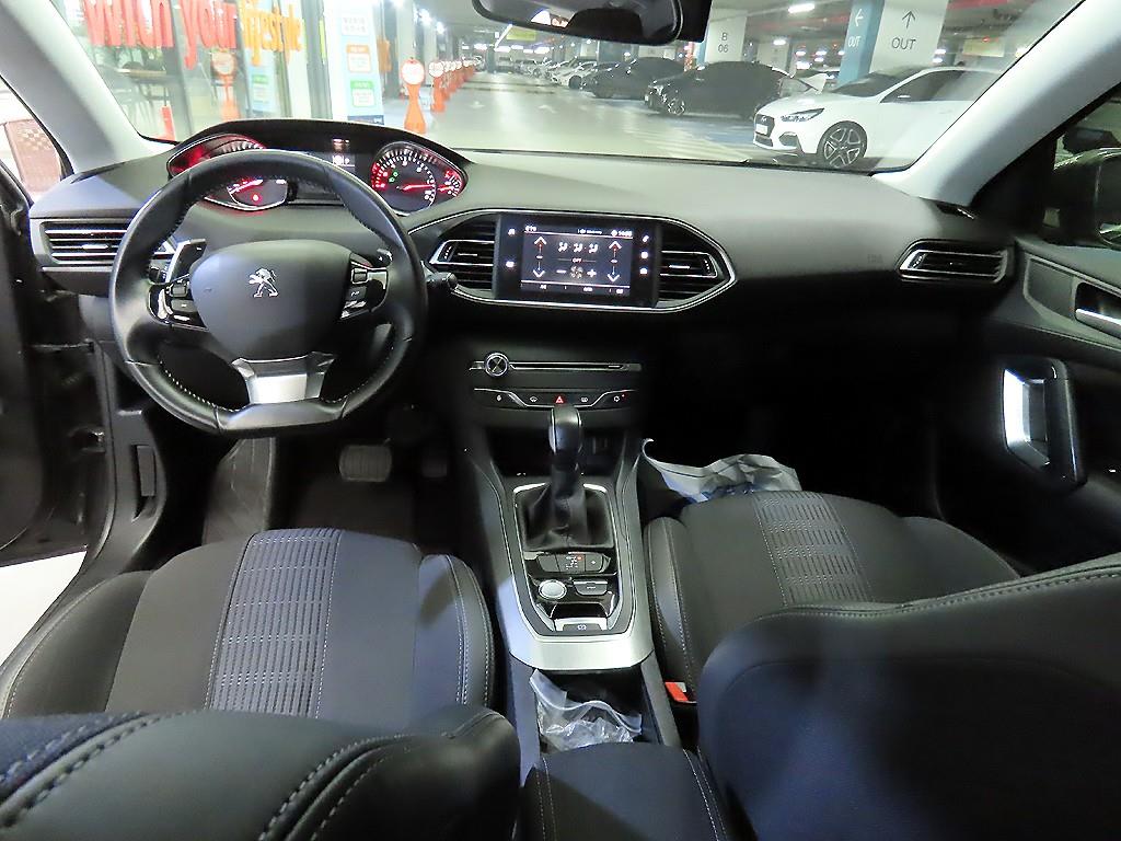 Peugeot 308 - Vista 10