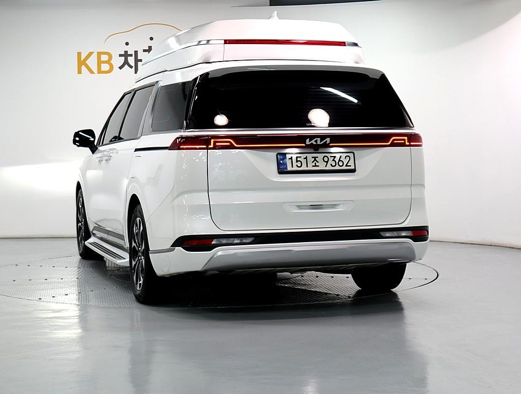 KIA Carnival - Vista 4