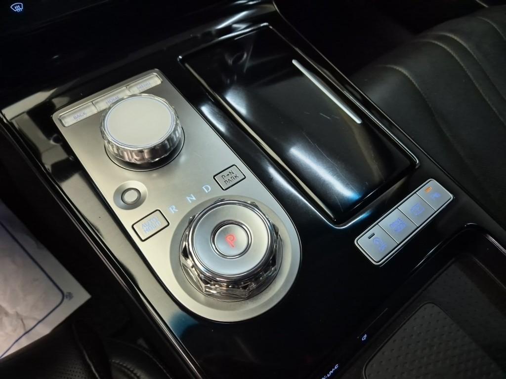 Genesis G80 - Vista 8