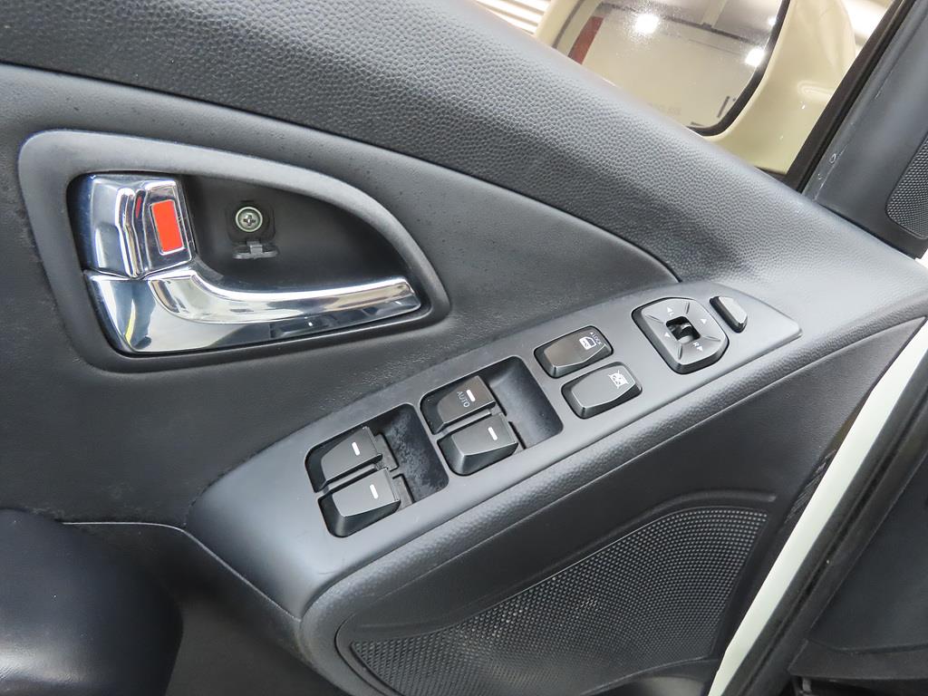 HYUNDAI Tucson 2011 Blanco - Importación desde Corea - HF Imports Iquique - Foto 16