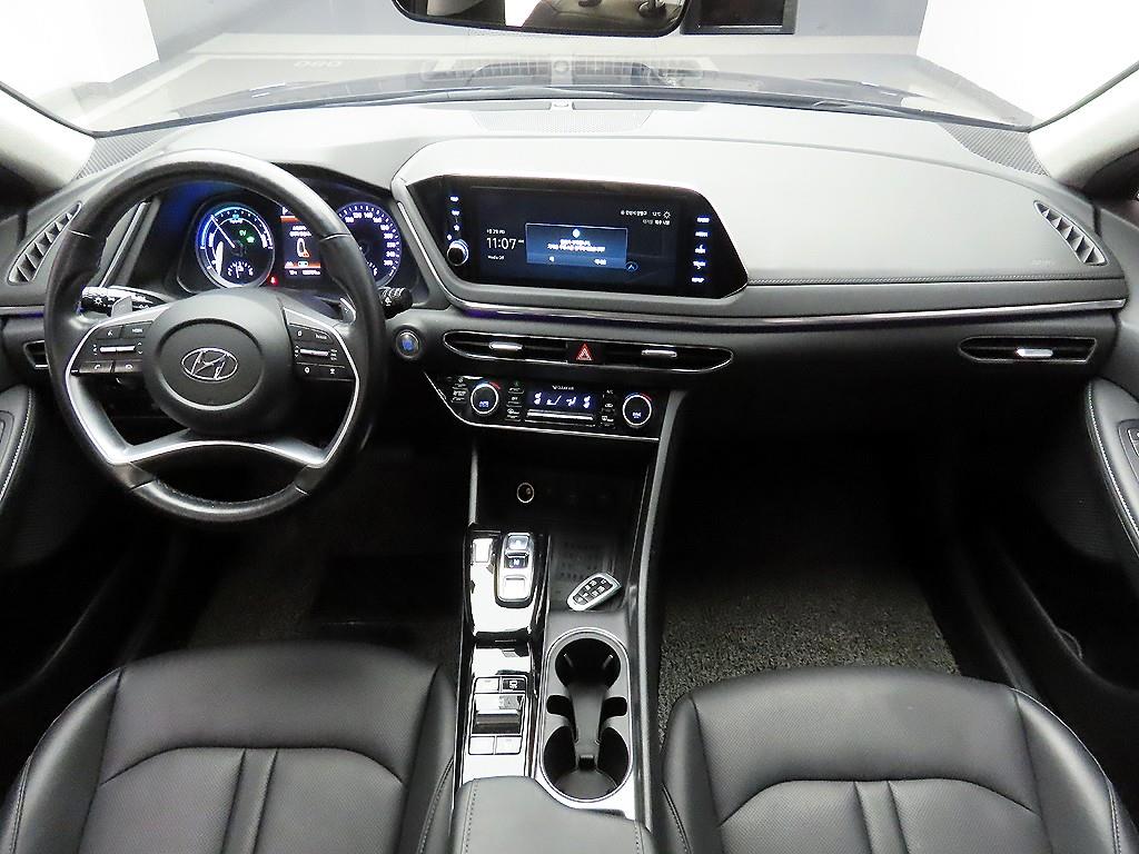 HYUNDAI Sonata - Vista 8