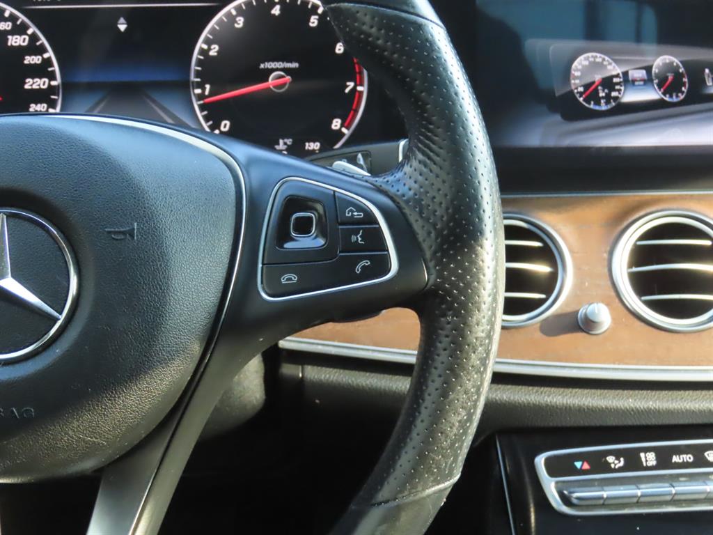 Mercedes Benz E class 2017 Blanco - Importación desde Corea - HF Imports Iquique - Foto 12