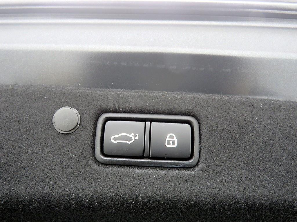 HYUNDAI Grandeur - Vista 5