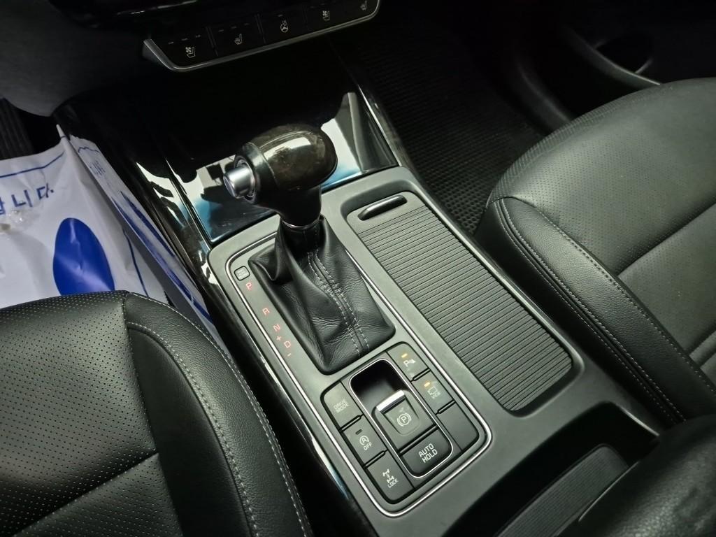 KIA Sorento - Vista 8