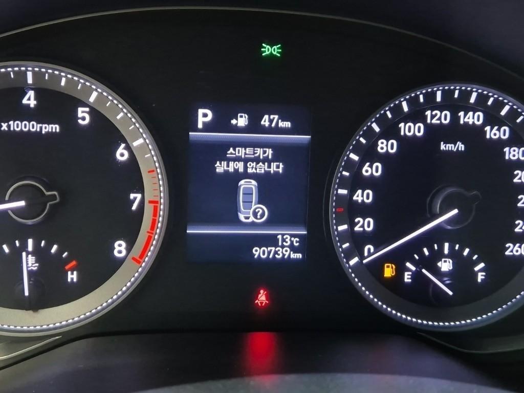 HYUNDAI Grandeur - Vista 6