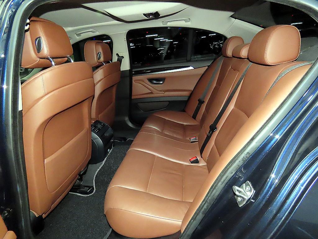 BMW 5 Series - Vista 7