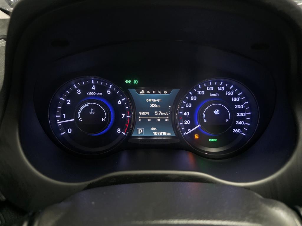 HYUNDAI Grandeur - Vista 6