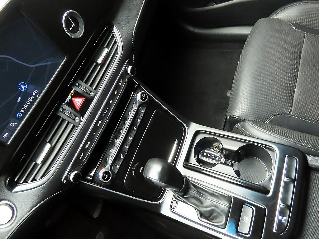 HYUNDAI Grandeur 2018 Negro - Importación desde Corea - HF Imports Iquique - Foto 18