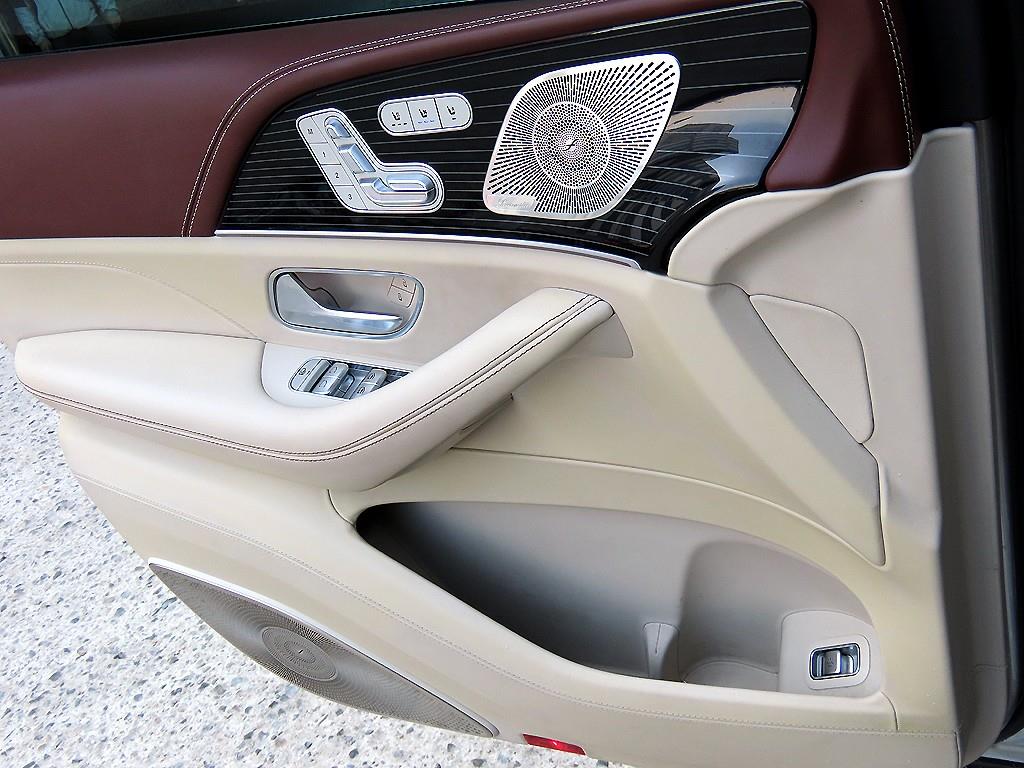 Mercedes Benz GLS Class - Vista 12