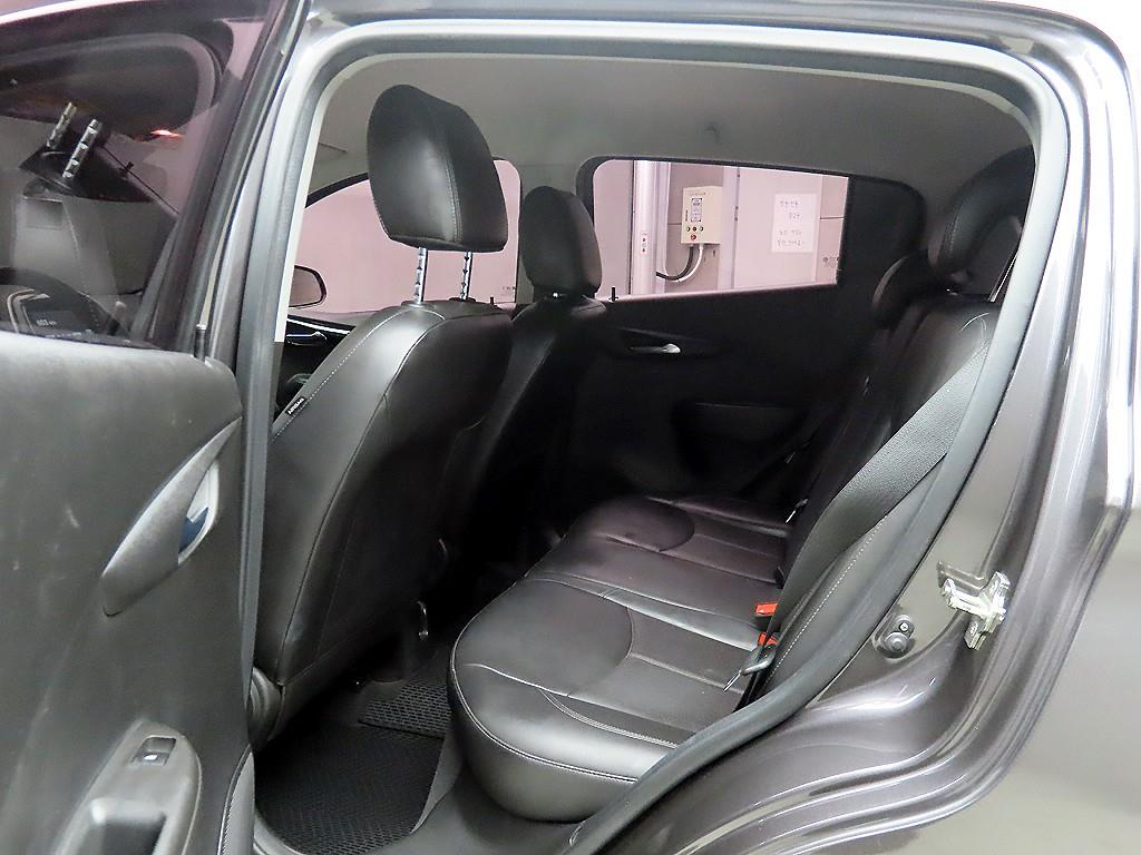 Chevrolet Spark - Vista 6