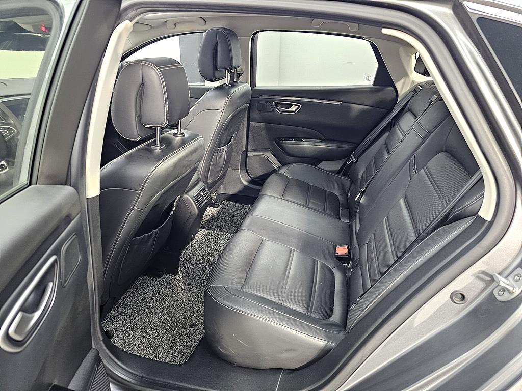 SAMSUNG SM6 - Vista 9