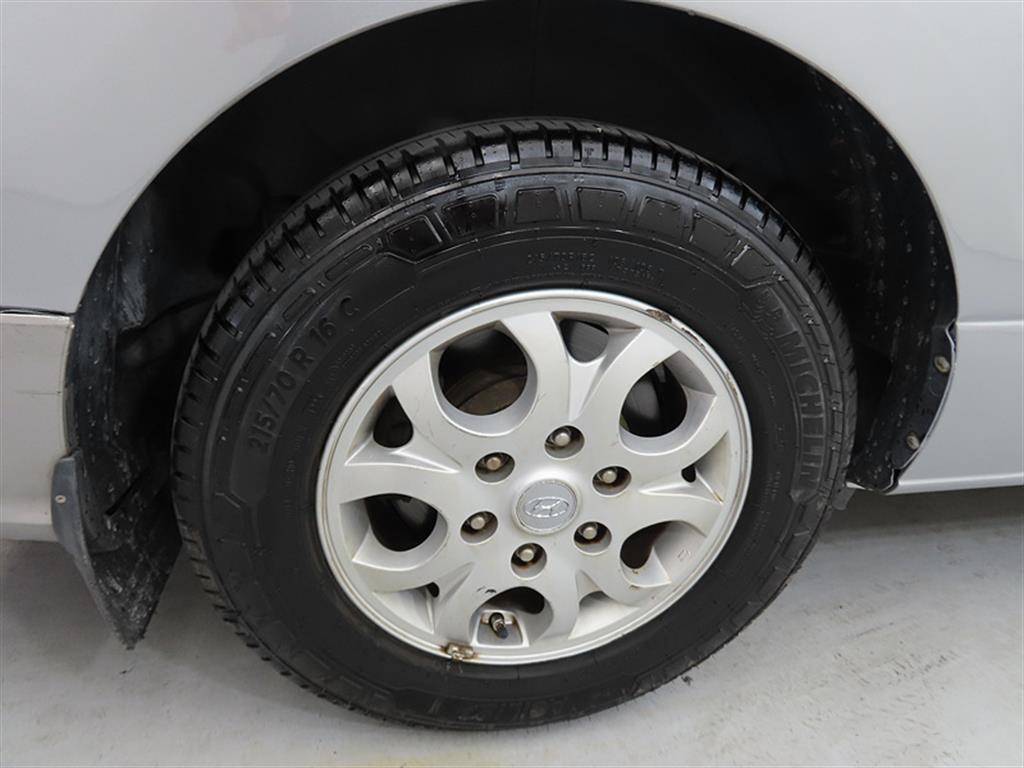 HYUNDAI Starex 2015 Plateado - Importación desde Corea - HF Imports Iquique - Foto 17