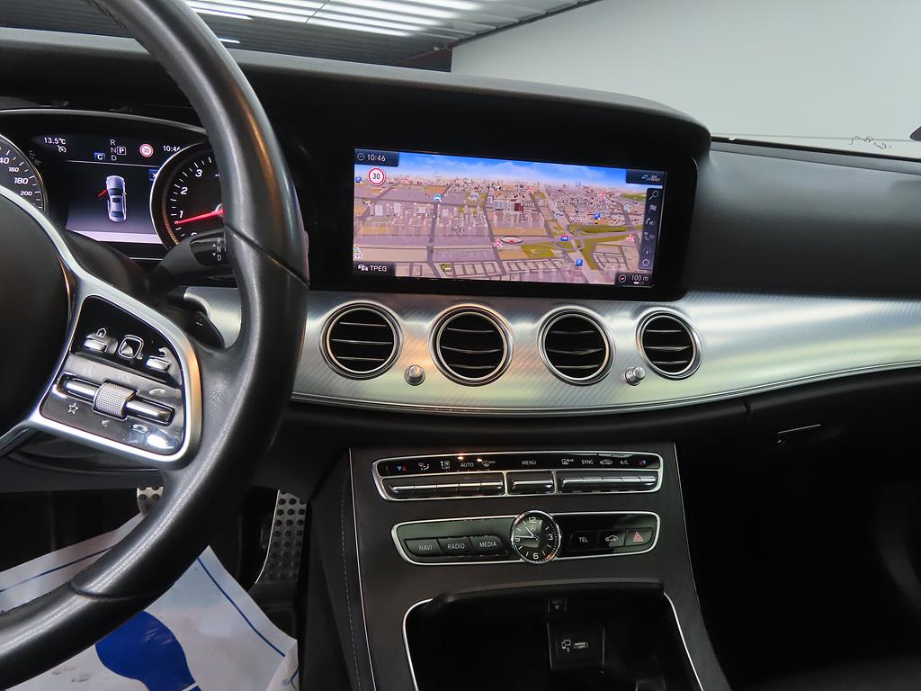 Mercedes Benz E class - Vista 10