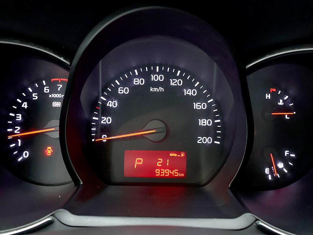 KIA Morning - Vista 11