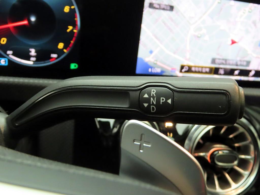 Mercedes Benz CLA Class - Vista 10