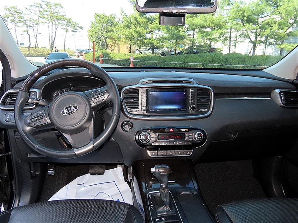 KIA Sorento - Vista 7
