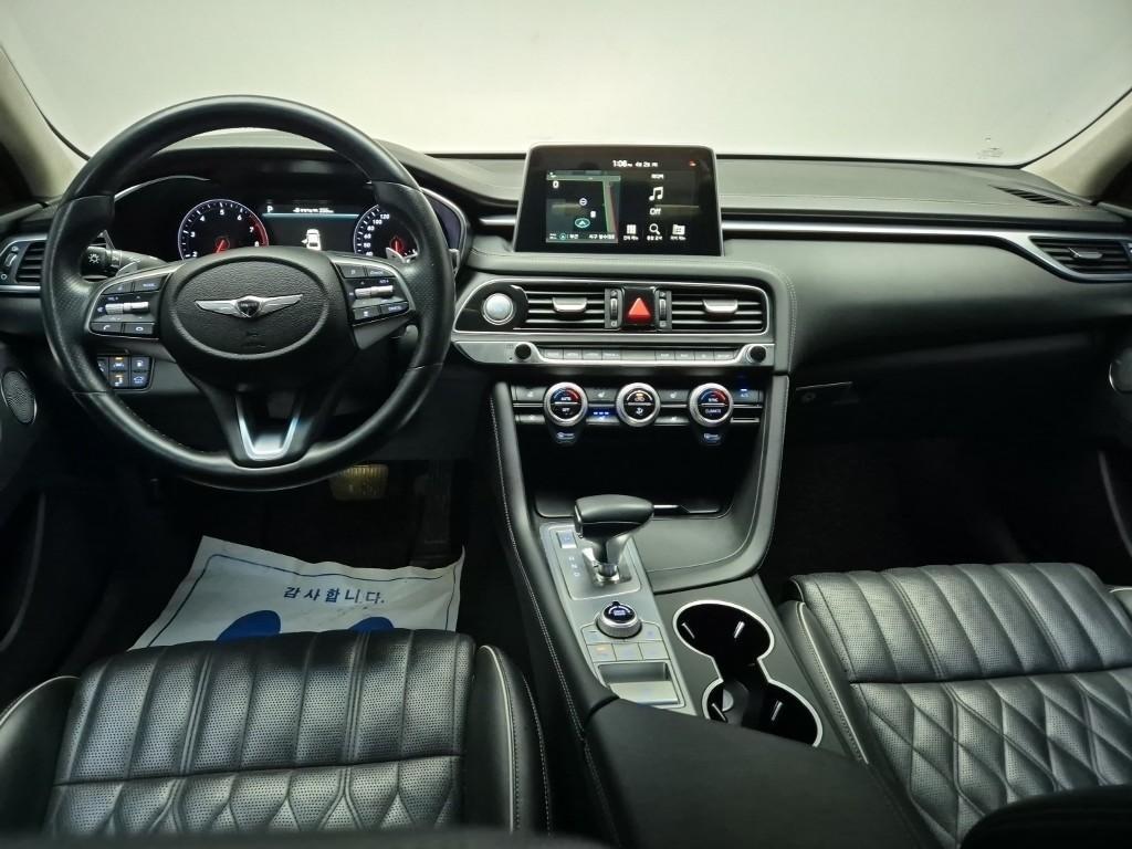 Genesis G70 - Vista 7