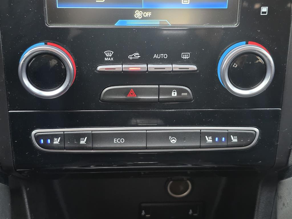 SAMSUNG QM6 - Vista 11