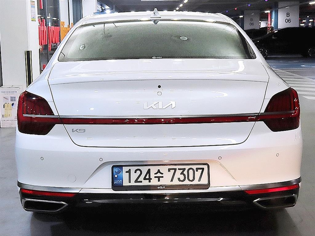 KIA K9 - Vista 5