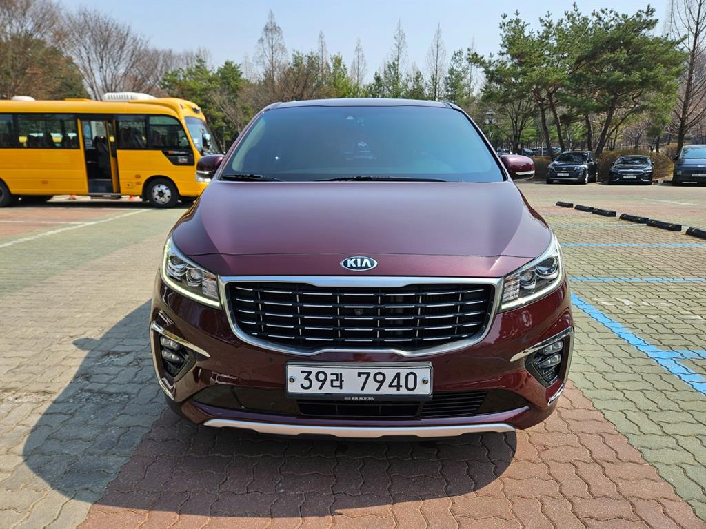 KIA Carnival 2019 Naranjo - Importación desde Corea - HF Imports Iquique - Foto 1