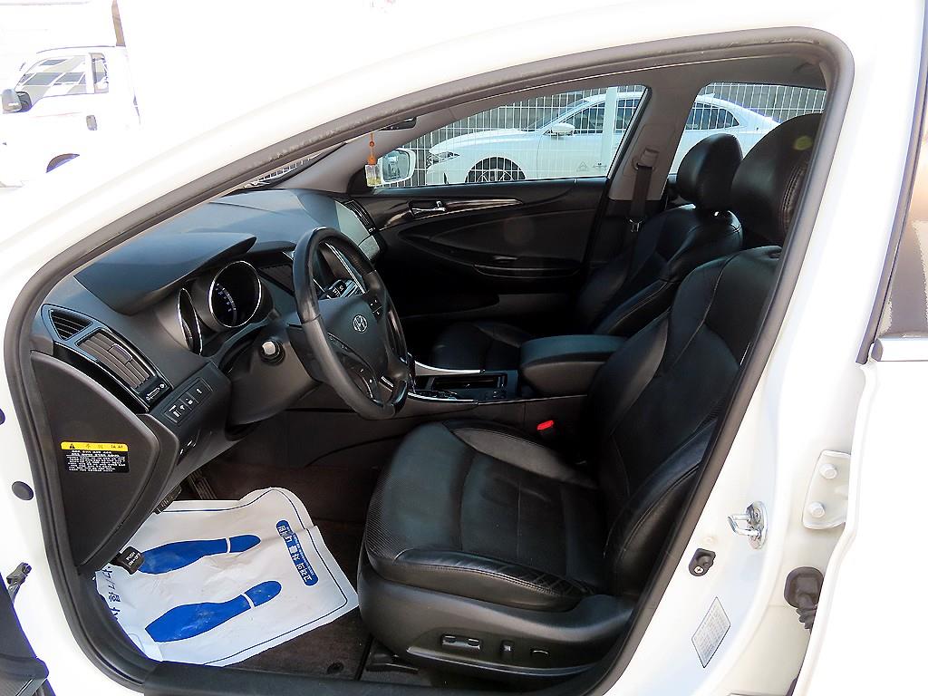 HYUNDAI Sonata - Vista 5