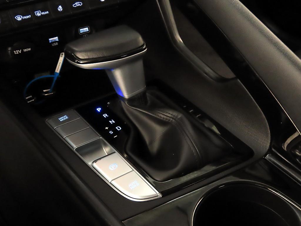 HYUNDAI Avante - Vista 11