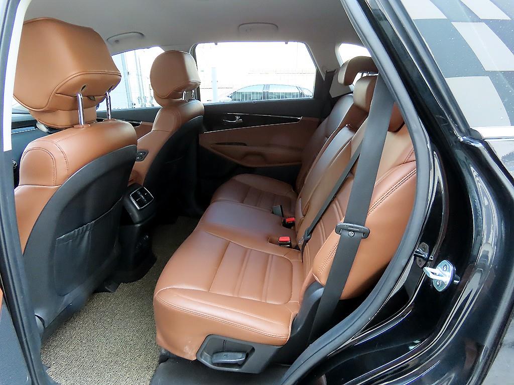 KIA Sorento - Vista 6