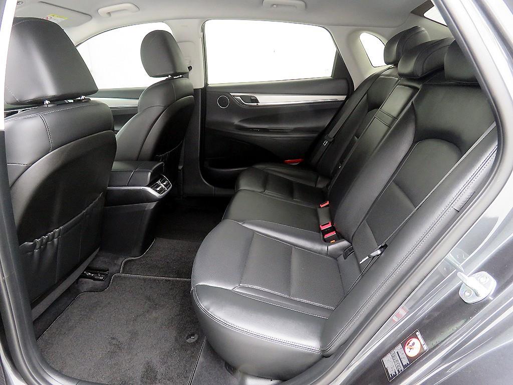 HYUNDAI Grandeur - Vista 7