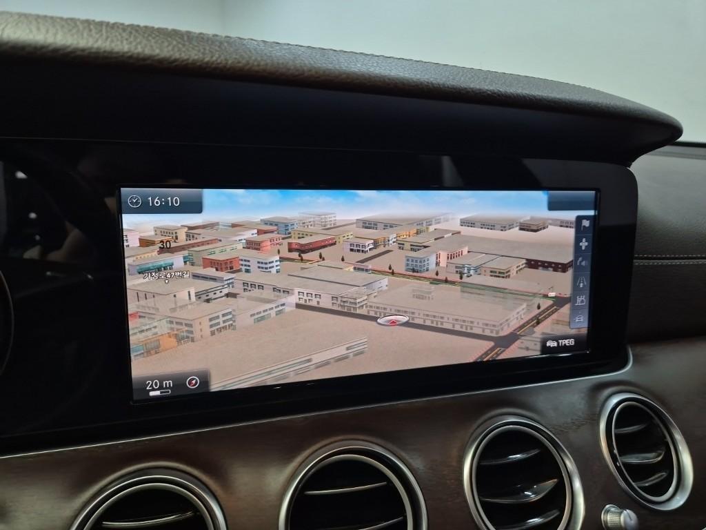 Mercedes Benz E class 2017 Blanco - Importación desde Corea - HF Imports Iquique - Foto 14