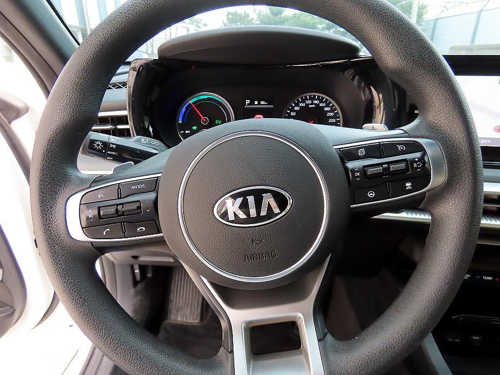 KIA K5 - Vista 8