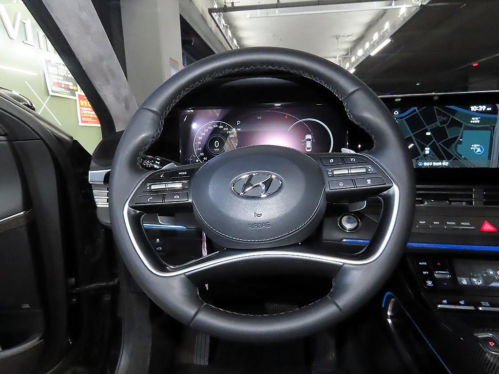 HYUNDAI Grandeur - Vista 8