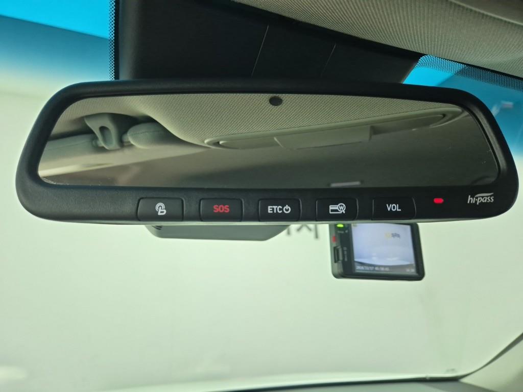 HYUNDAI Santa Fe 2019 Blanco - Importación desde Corea - HF Imports Iquique - Foto 17