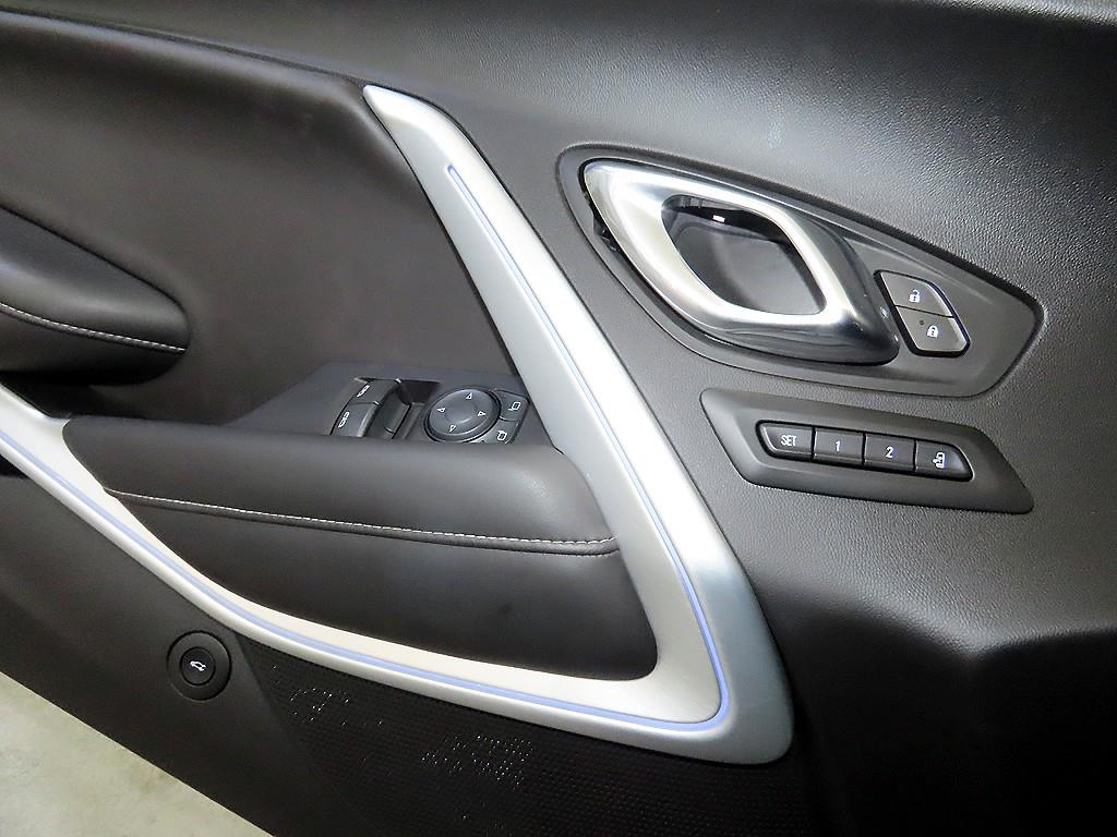 Chevrolet Camaro 2019 Negro - Importación desde Corea - HF Imports Iquique - Foto 13