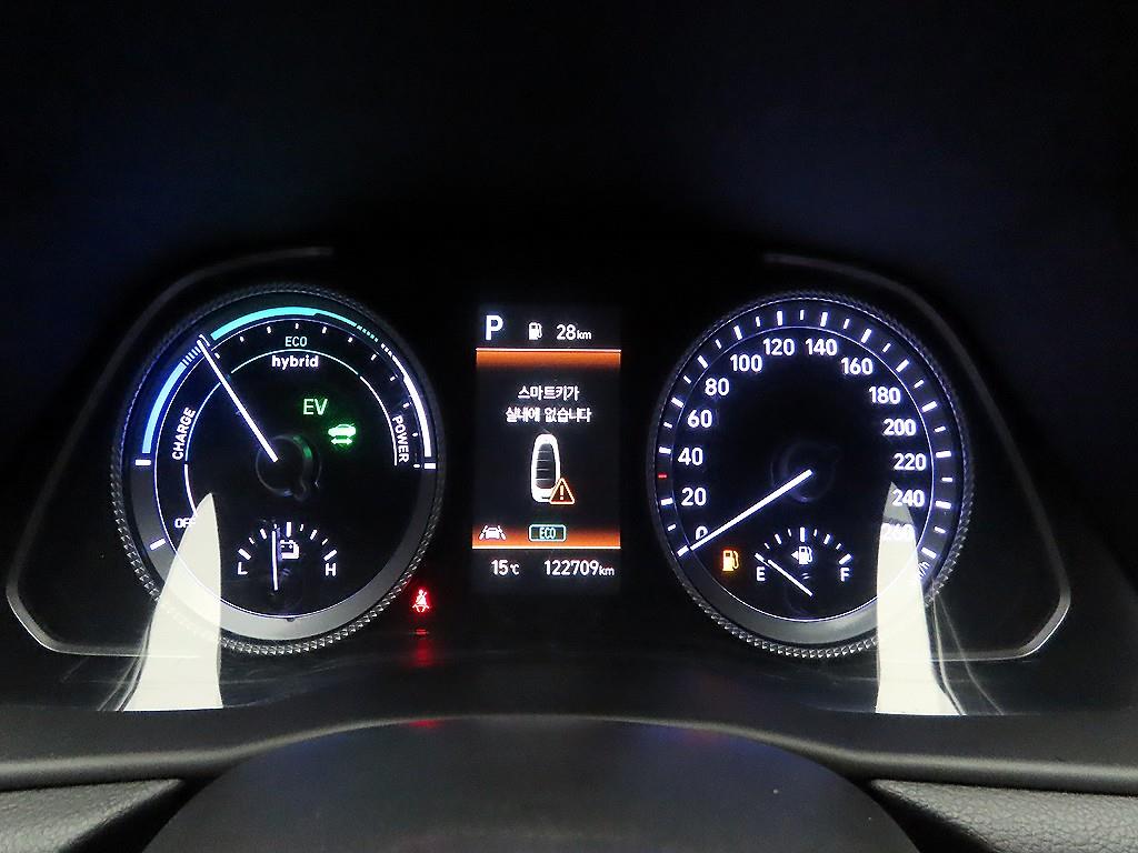 HYUNDAI Sonata - Vista 6