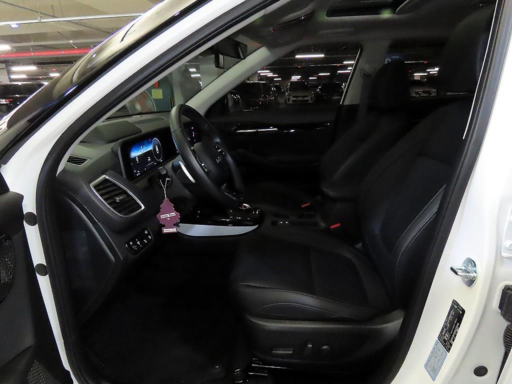 KIA Seltos - Vista 6