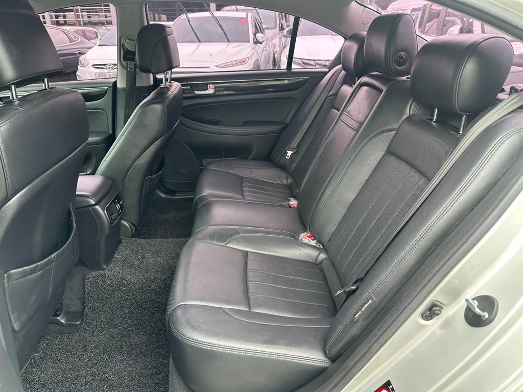 HYUNDAI Genesis 2013 Gris - Importación desde Corea - HF Imports Iquique - Foto 13