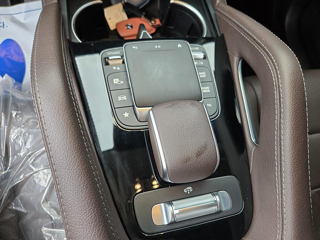 Mercedes Benz GLE Class - Vista 12