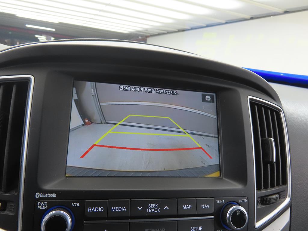 HYUNDAI Starex 2019 Amarillo - Importación desde Corea - HF Imports Iquique - Foto 14