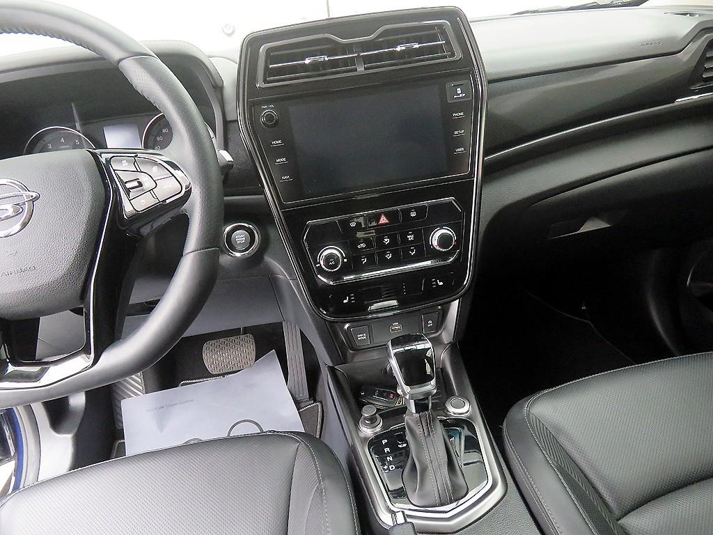 Ssangyong Tivoli - Vista 10