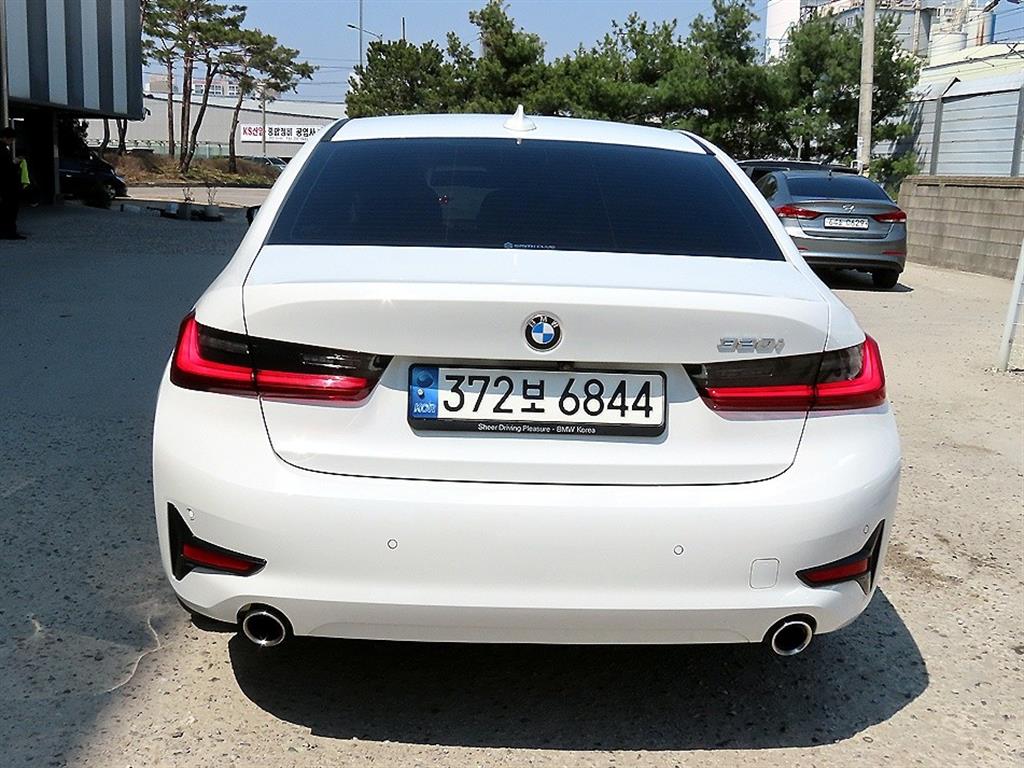 BMW 3 series - Vista 4