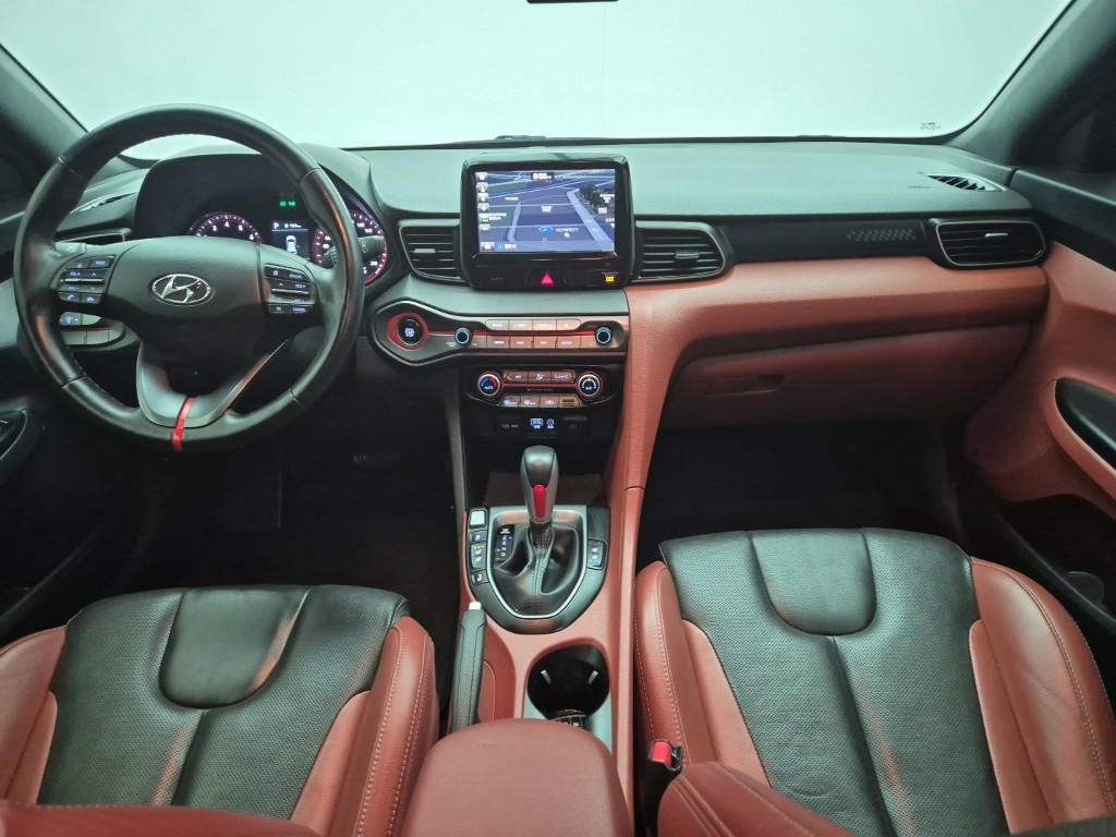 HYUNDAI Veloster - Vista 5