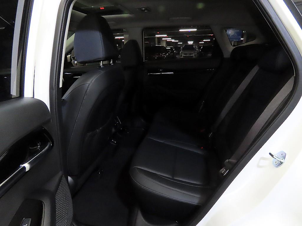 KIA Seltos - Vista 7