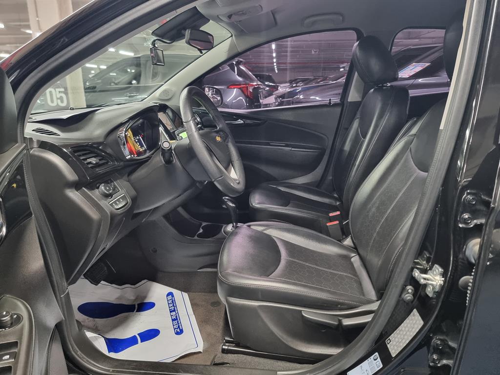 Chevrolet Spark - Vista 5