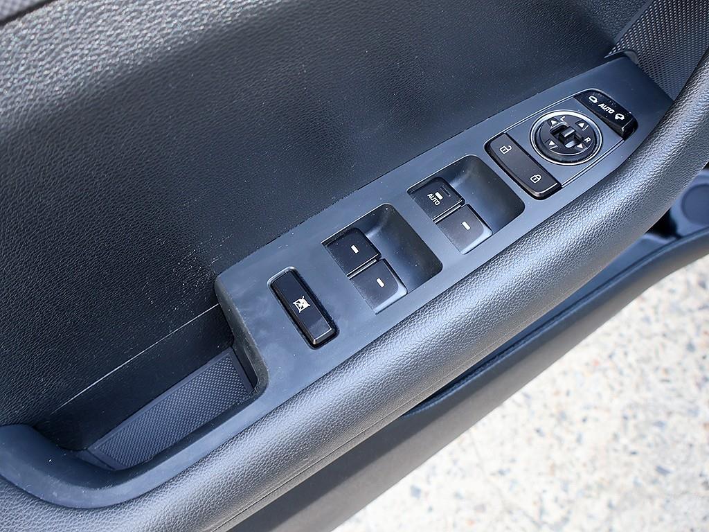 HYUNDAI Sonata 2016 Plateado - Importación desde Corea - HF Imports Iquique - Foto 11