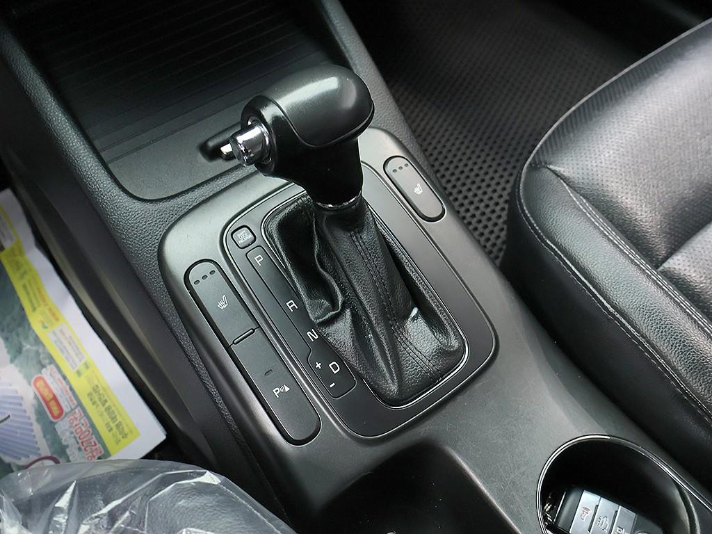 KIA K3 2013 Blanco - Importación desde Corea - HF Imports Iquique - Foto 10