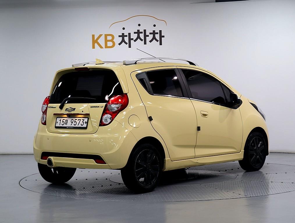 Chevrolet Spark - Vista 3