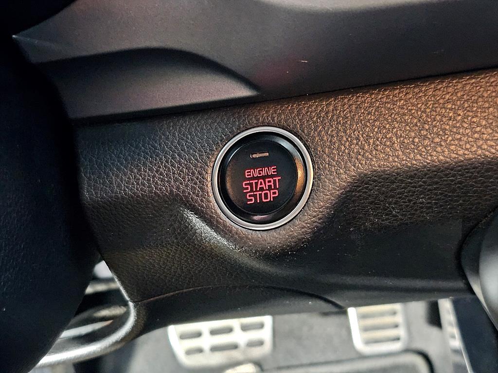 KIA Stonic 2018 Blanco - Importación desde Corea - HF Imports Iquique - Foto 13