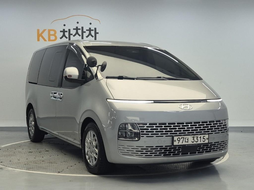 HYUNDAI Staria - Vista 4